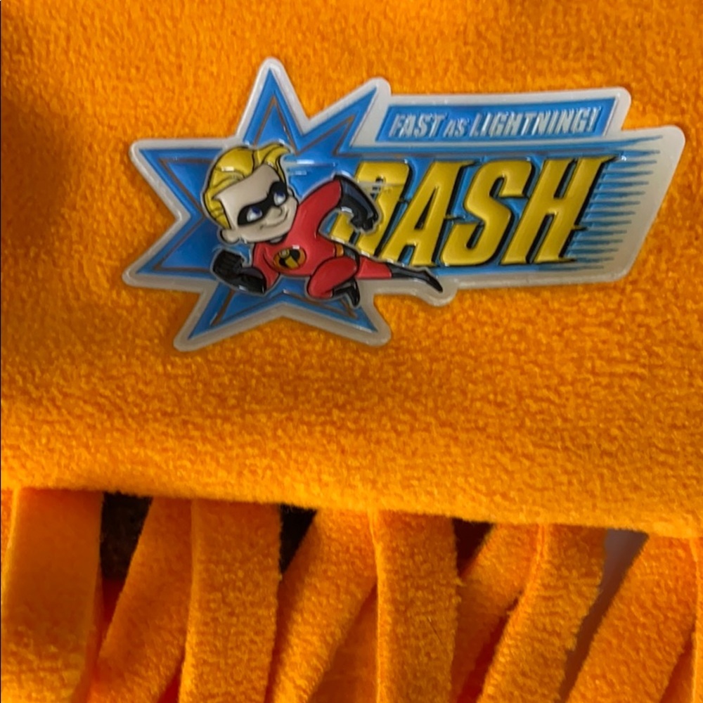 Dash Beanie & Scarf Set - Picture 3 of 4